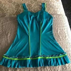 Nike tennis dress size M built in bra, ruffle detail just beautiful!